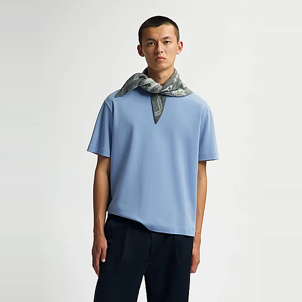 ESSENTIAL TEE Blauw