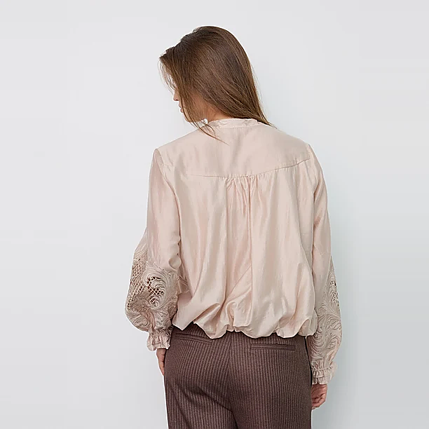 MELINCC BALLOON EMB SHIRT Beige