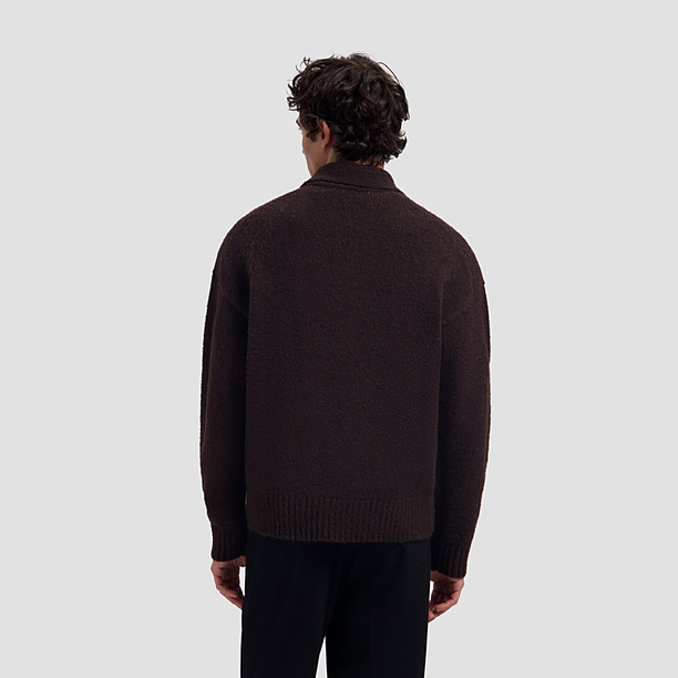 OVERSIZED KNITTED POLO Donker Bruin