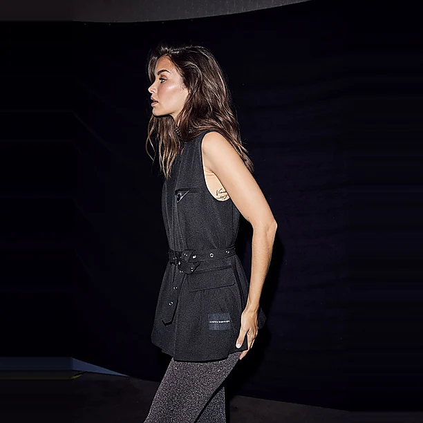 PREMIERE PEPLUM BELT VEST Zwart