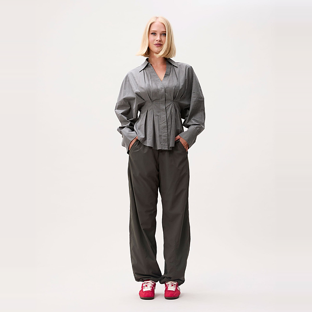Check blouse with waist pleats Groen