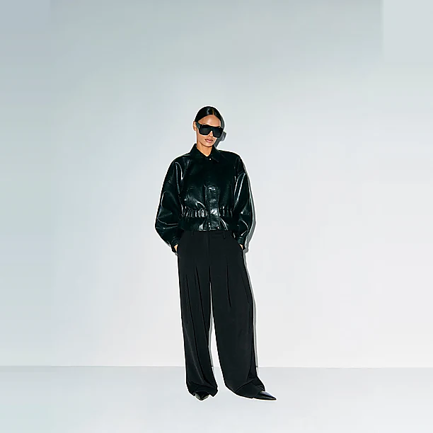 ELEVEN STUDIO87 L32 Zwart