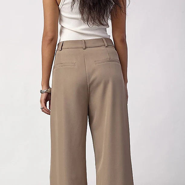 LUNACC PLEAT PANT Beige