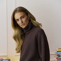 LUX CROPPED TURTLENECK Bruin